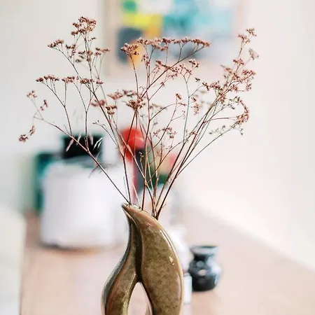 Art In The Apartment